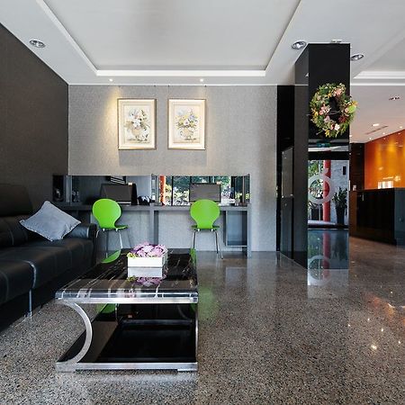O House Hotel Kaohsiung Extérieur photo