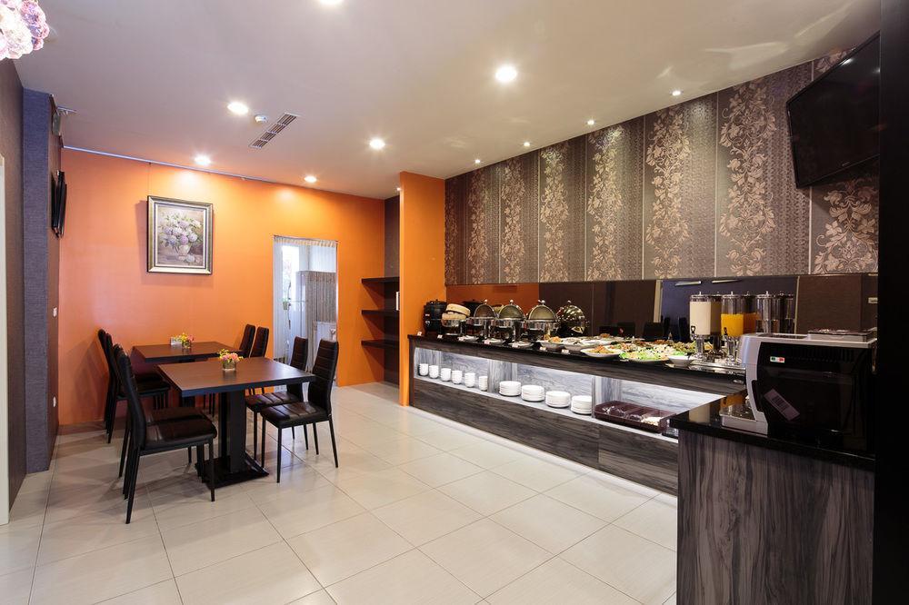 O House Hotel Kaohsiung Extérieur photo